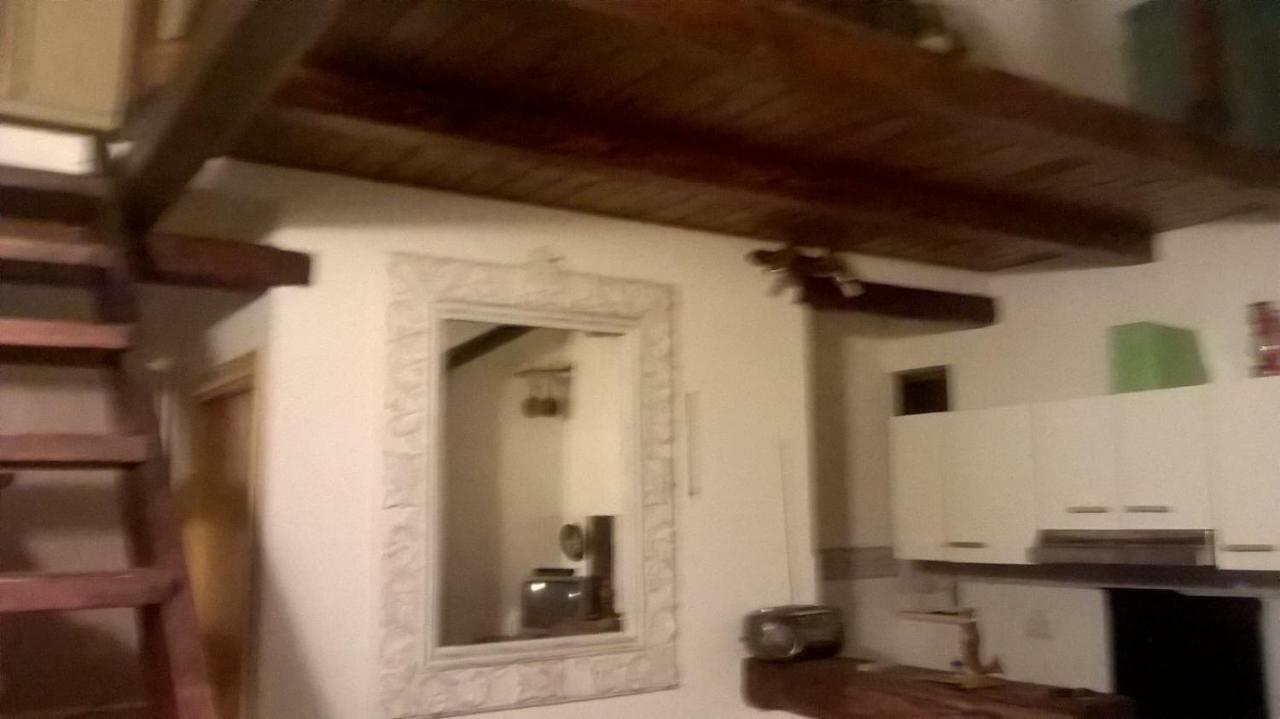 Agriturismo La Vigna เทมปิโอ เปาซาเนีย ภายนอก รูปภาพ