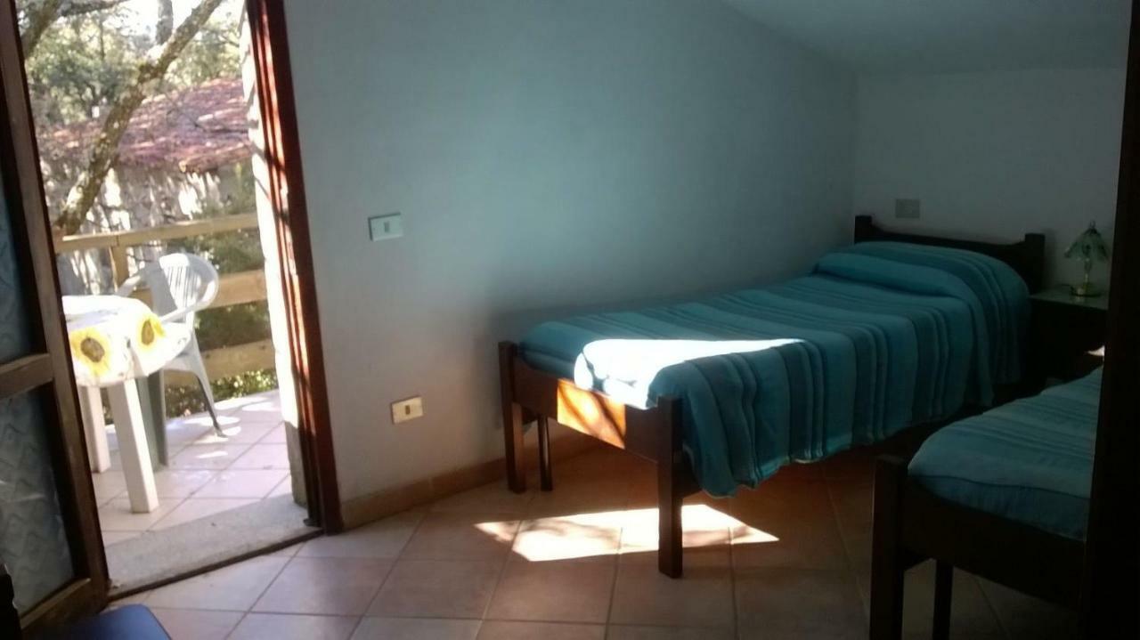 Agriturismo La Vigna เทมปิโอ เปาซาเนีย ภายนอก รูปภาพ